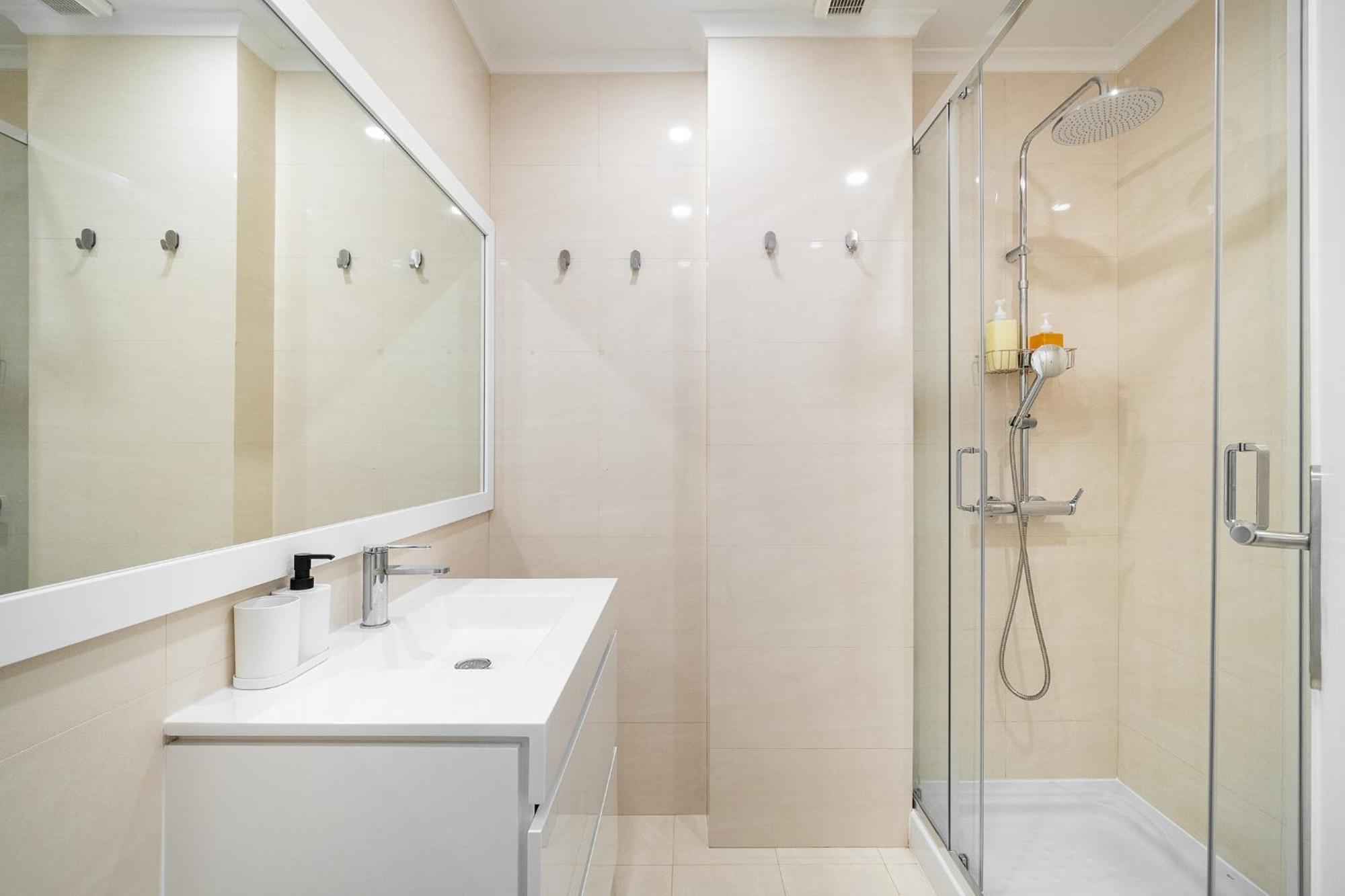 Whome Peaceful Alges Family Home Away From City Noise Ngoại thất bức ảnh
